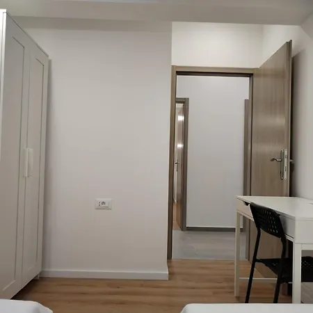 Apartment Doris, *