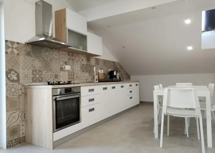 Doris, Apartamento Šibenik